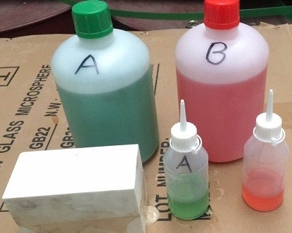 การสร้างแบบจำลองอีพอกซีเรซินเร็วแรงสูงกาวสีเขียว 2 กก. ชุดแพ็คเกจ